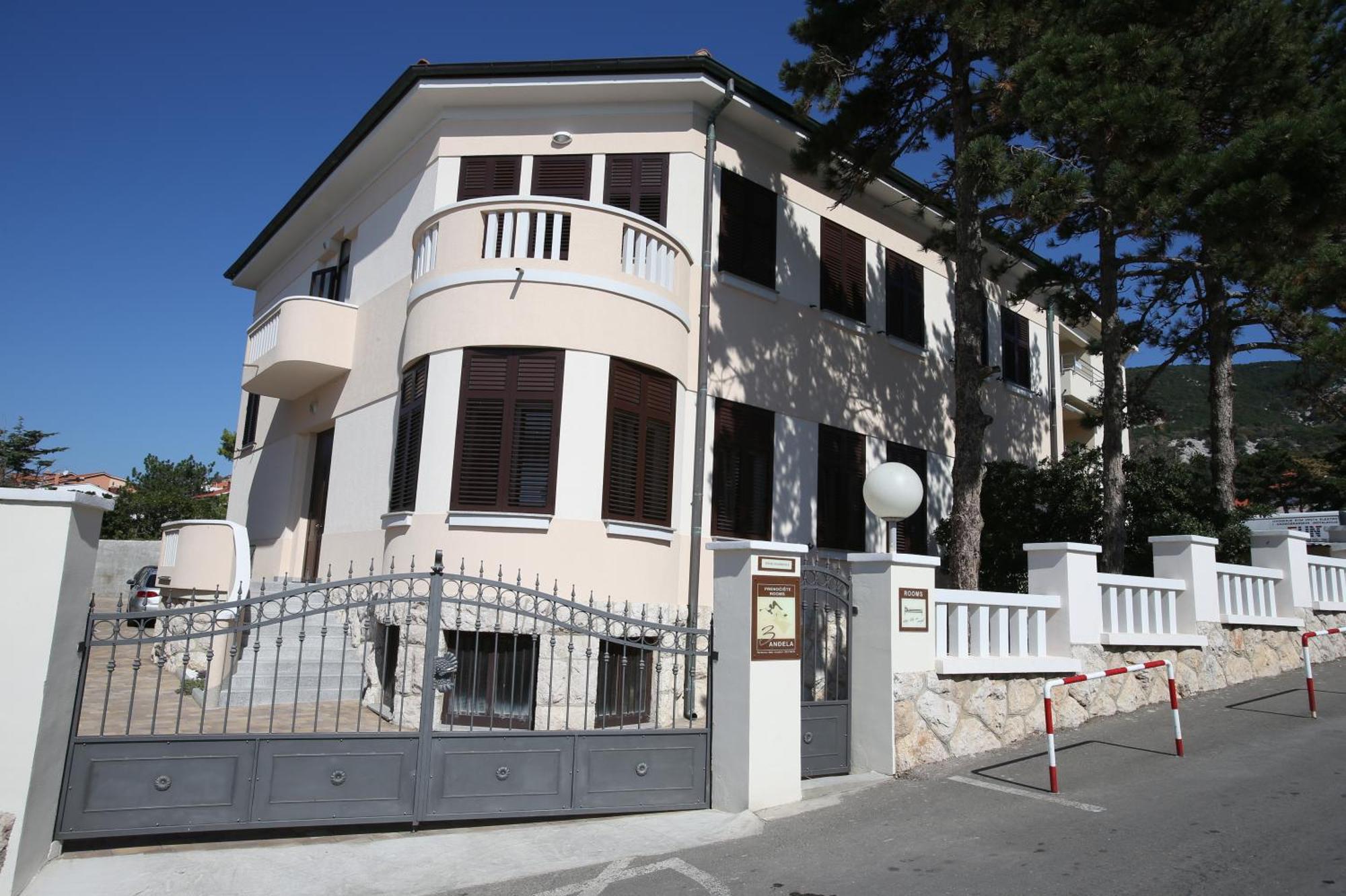 Apartment & Rooms Three Angels Baška Exterior foto