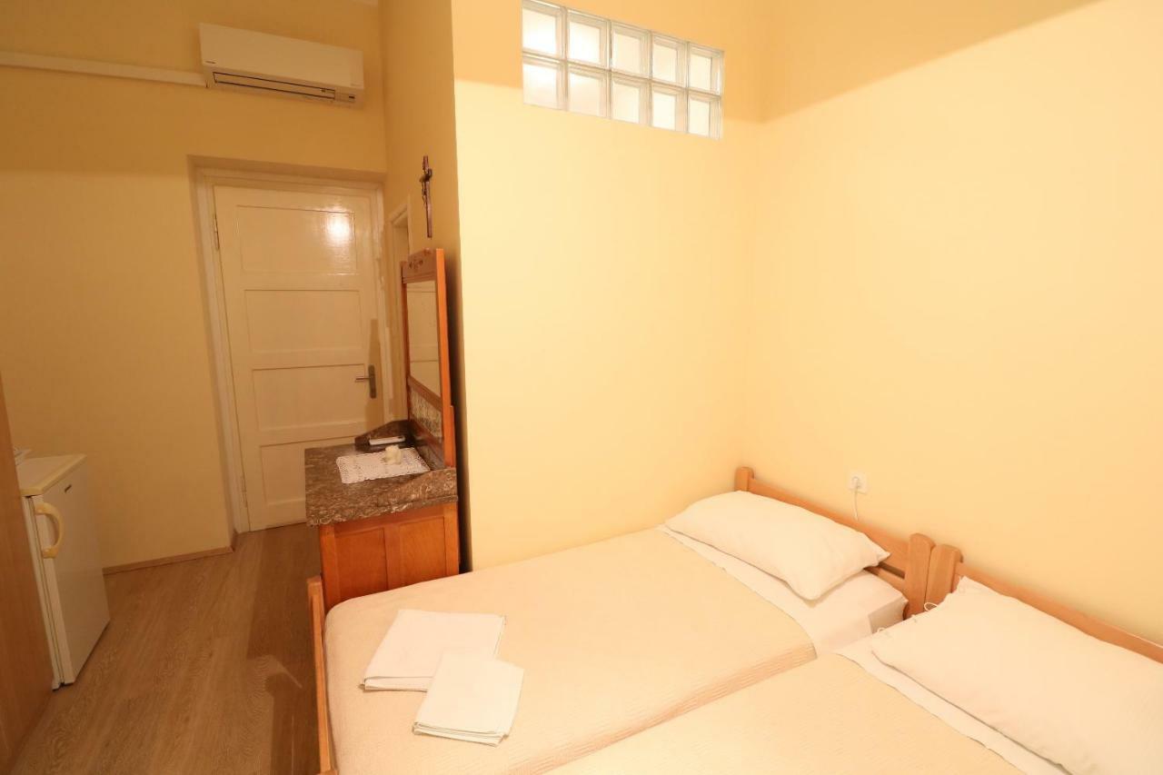 Apartment & Rooms Three Angels Baška Exterior foto